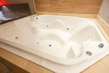Motel Replay Guarulhos Adults Only Екстериор снимка
